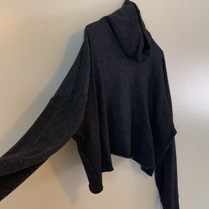 Grey cropped turtleneck